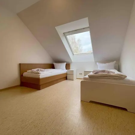 Apartment Sta1079 Moderne Monteurwohnung Mit Balkon *