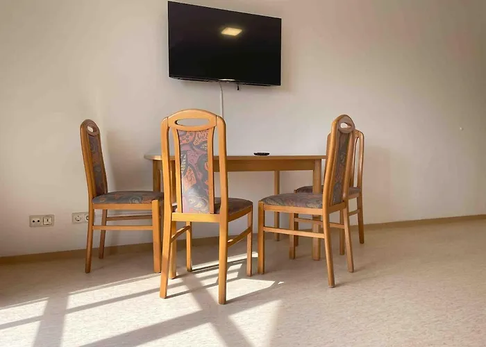 Sta1079 Moderne Monteurwohnung Mit Balkon *